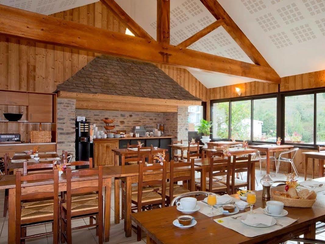 Logis Hotel Restaurant La Remise Le Bleymard Buitenkant foto